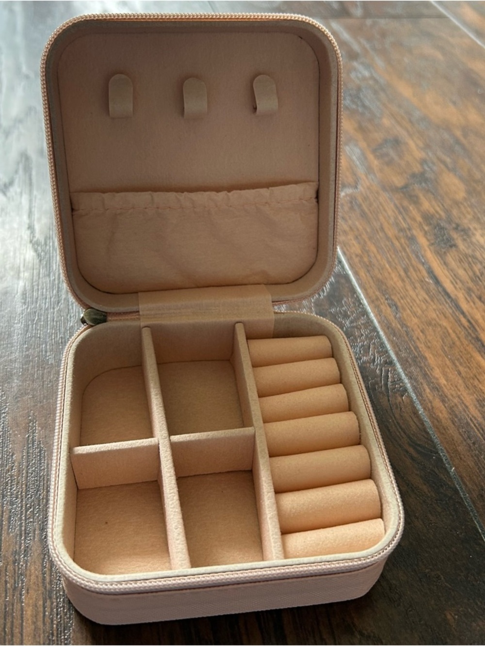 Travel Jewelry Case, Panda Crest Square Jewelry Box in Blush Pink